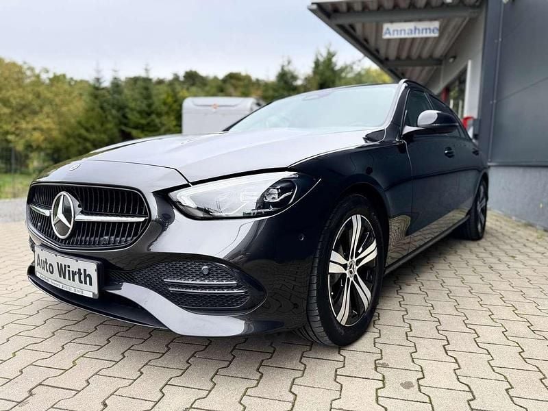 Graphitgrau Gebraucht 2022 Mercedes C220 Avantgarde Kombi | 26.900 € (Guter Preis) - Bild 1/4