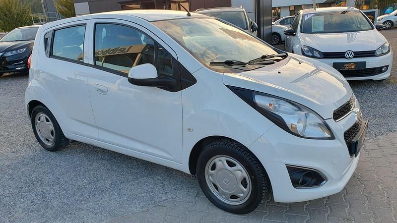 Weiß Gebraucht 2013 Chevrolet Spark LT Kleinwagen | 2.450 € (Guter Preis) - Bild 1/4