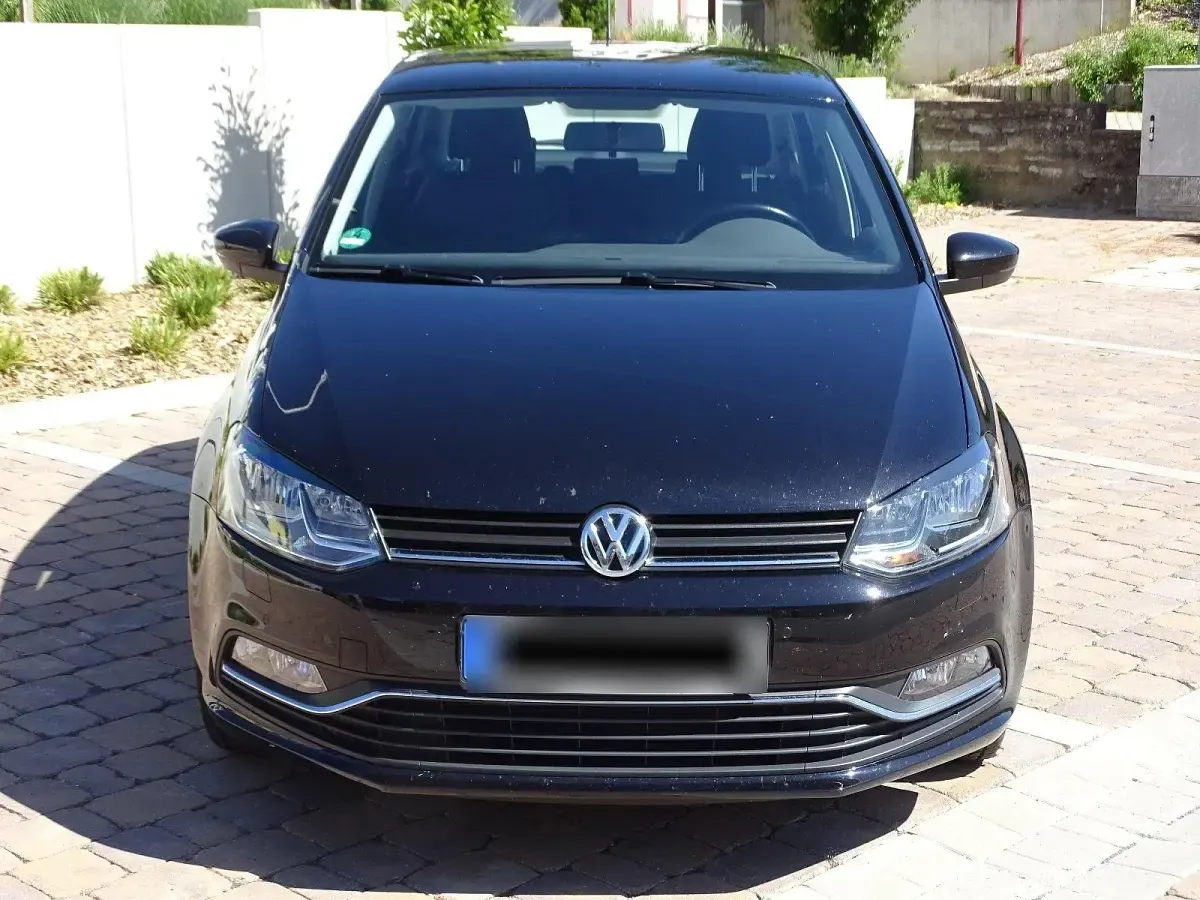 Gebraucht VW Polo Comfortline 90 PS (66 kW) 2017 Schwarz Limousine