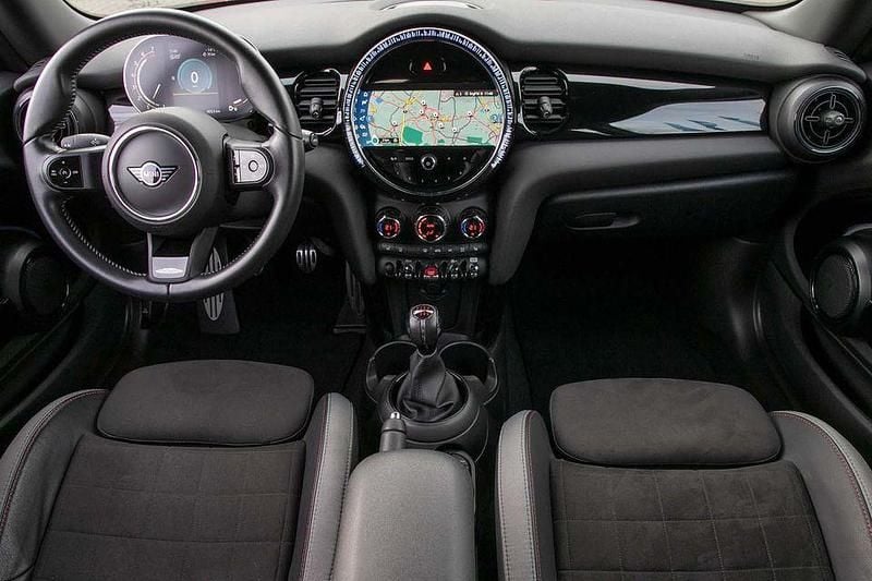 Gebraucht Mini John Cooper Works 136 PS (100 kW) 2021 Rot Kleinwagen