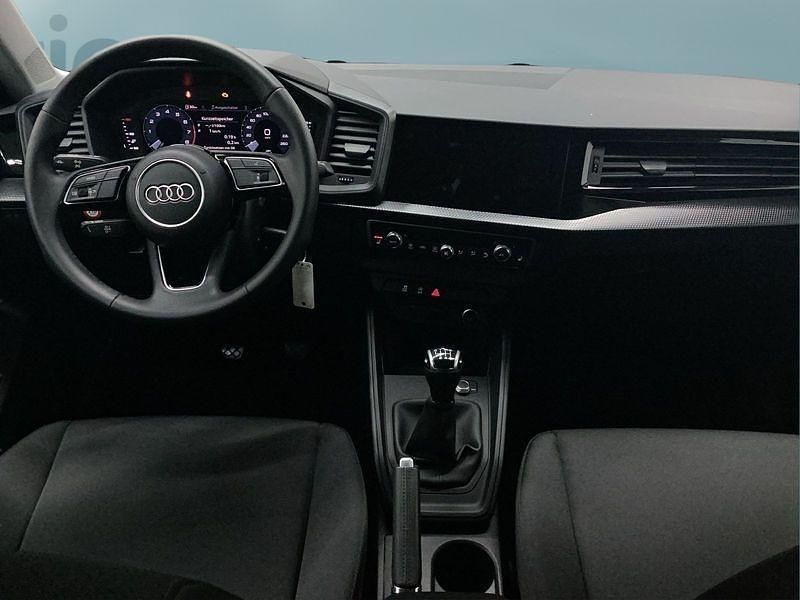 Gebraucht Audi A1 Sportback 116 PS (85 kW) 2025 Grau Kleinwagen