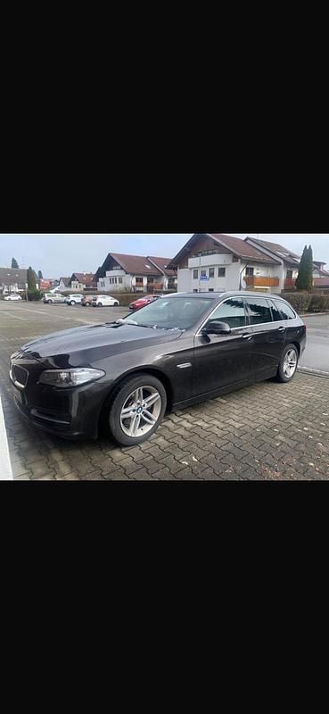 Gebraucht BMW 520 190 PS (139 kW) 2015 Schwarz Kombi