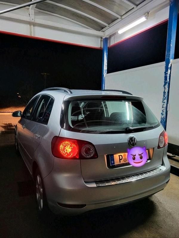 Gebraucht VW Golf V 104 PS (76 kW) 2009 Grau Kombi