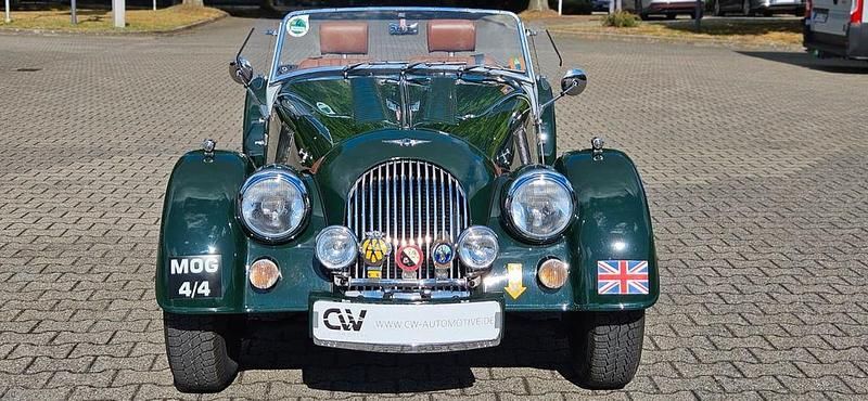 Gebraucht Morgan 4/4 111 PS (81 kW) 2012 Grün Cabrio
