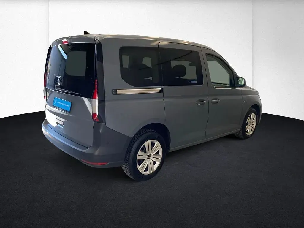 Używany VW Caddy Basis 116 KM (85 kW) 2024 Szary Minivan