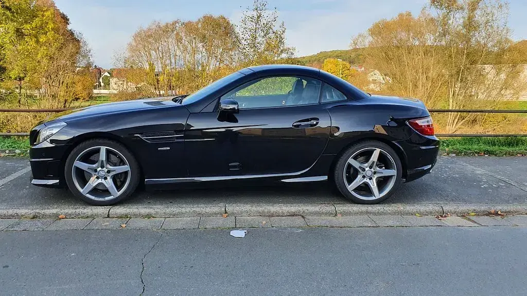 Gebraucht Mercedes SLK350 AMG Edition 1 306 PS (225 kW) 2011 Schwarz Cabrio