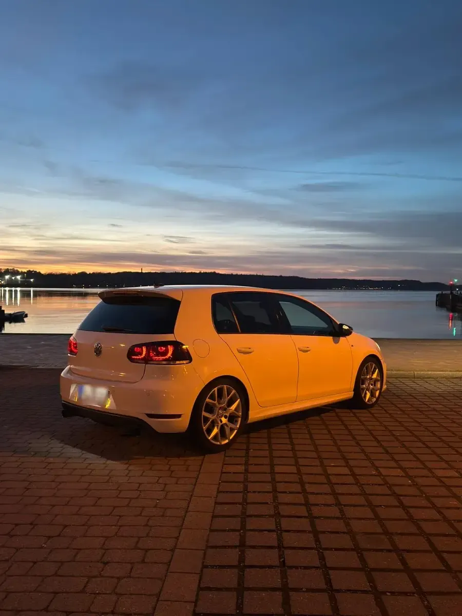 Gebraucht VW Golf VI Edition 235 PS (172 kW) 2012 Kleinwagen