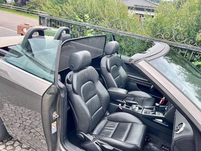 Gebraucht Audi Cabriolet 105 PS (77 kW) 2012 Braun Cabrio