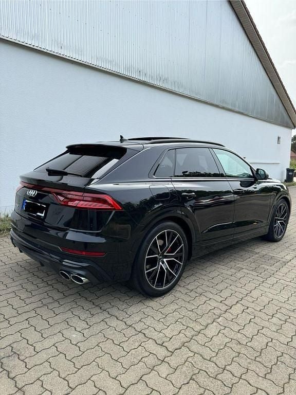 Gebraucht Audi SQ8 Ambiente 435 PS (319 kW) 2021 Schwarz SUV