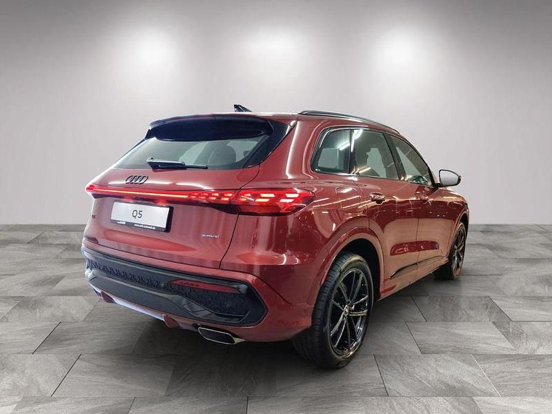 Neu Audi Q5 S-Line 204 PS (150 kW) 2025 Rot SUV