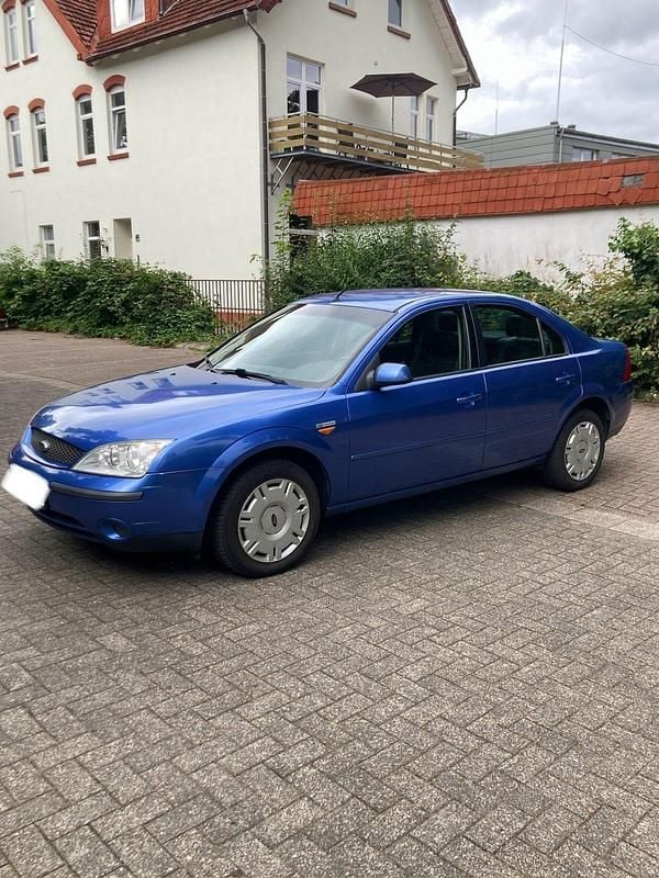 Blau Gebraucht 2001 Ford Mondeo Limousine | 2.190 € (Etwas zu teuer) - Bild 1/4