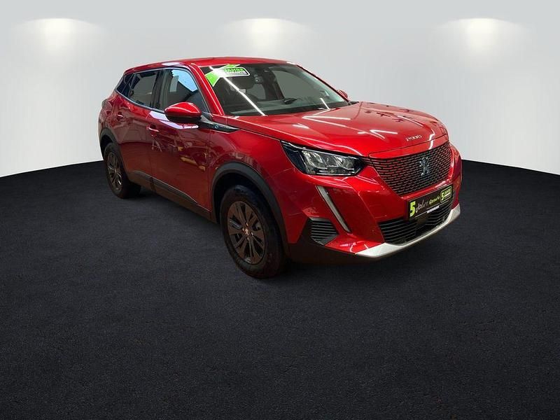 Gebraucht Peugeot e-2008 Active 100 kW (136 PS) 2021 Lackierung elixierrot/typ ver SUV