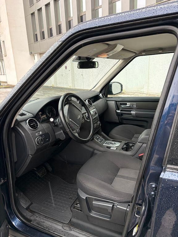 Gebraucht Land Rover Discovery 4 S 211 PS (155 kW) 2015 Blau SUV