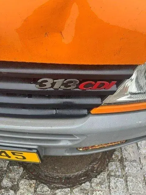 Używany Mercedes Sprinter 130 KM (95 kW) 2002 Pomarańczowy