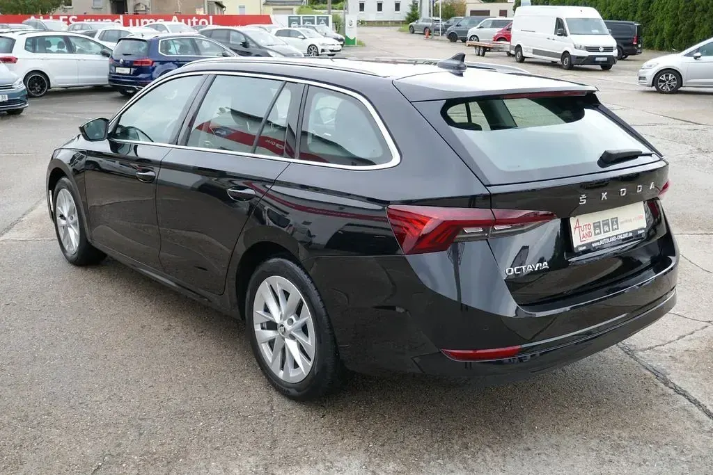 Gebraucht Skoda Octavia Style 150 PS (110 kW) 2023 Schwarz Kombi