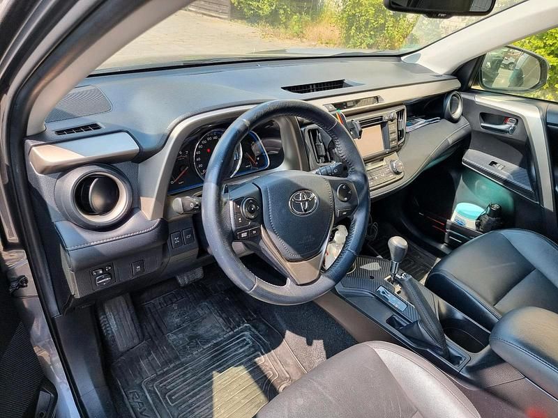 Gebraucht Toyota RAV4 150 PS (110 kW) 2014 Grau SUV