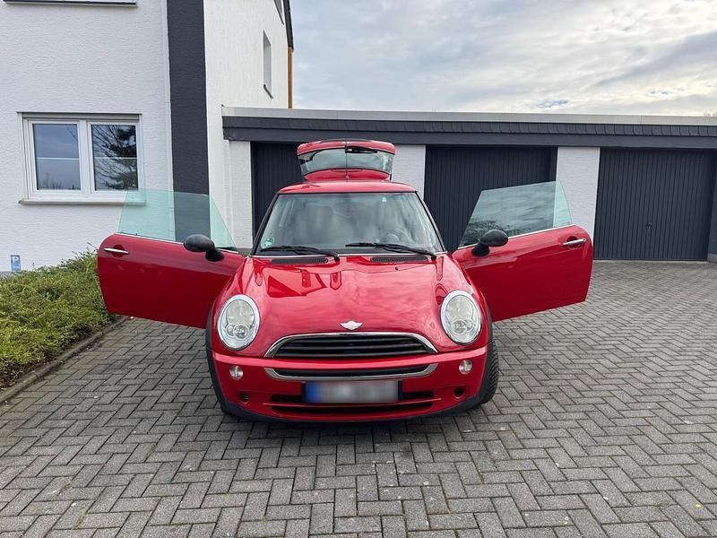 Second-hand Mini ONE 2005 Roșu Hatchback