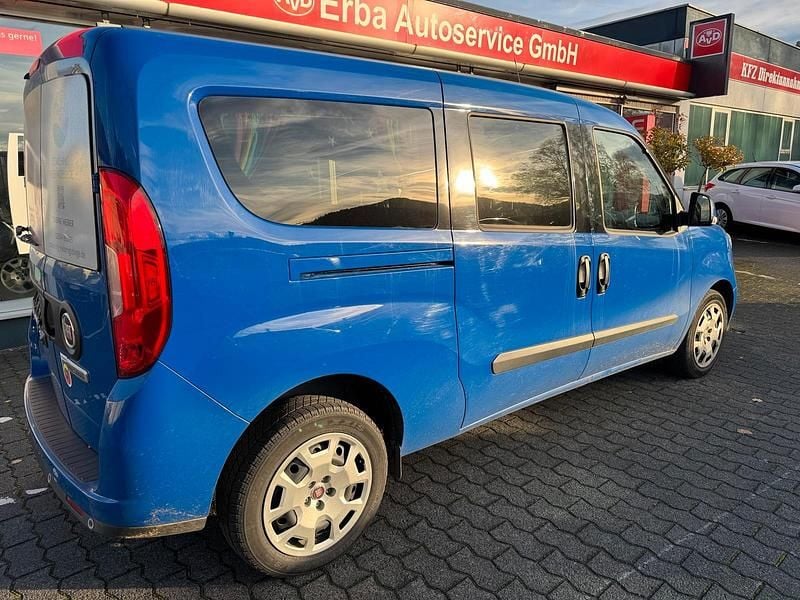 Gebraucht Fiat Doblò 120 PS (88 kW) 2021 Blau Van / Kleinbus