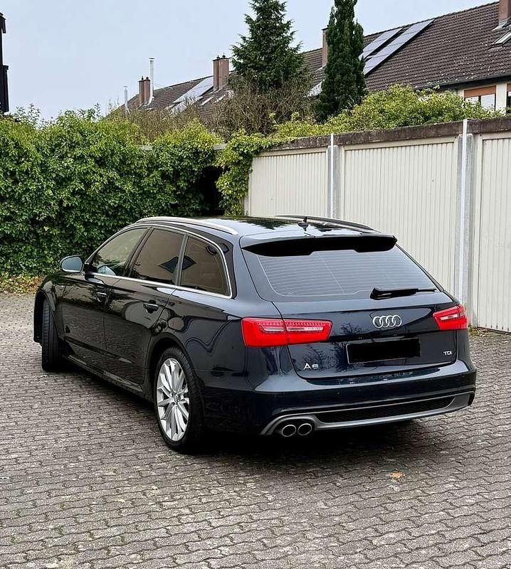 Gebraucht Audi A6 Sport 177 PS (130 kW) 2013 Blau Kombi