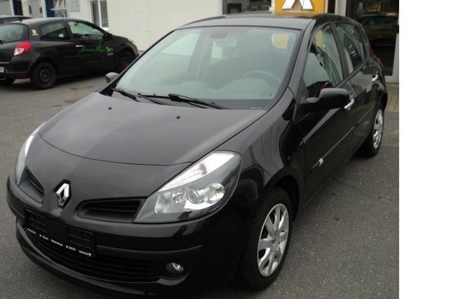 Gebraucht Renault Clio II Dynamique 101 PS (74 kW) 2007 Schwarz metallic Limousine