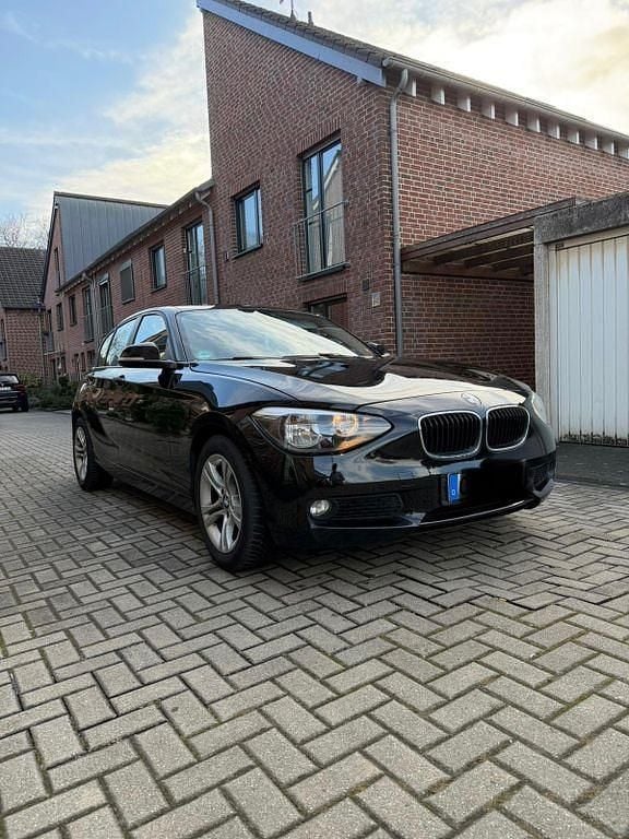 Gebraucht BMW 116 136 PS (100 kW) 2013 Schwarz Kleinwagen