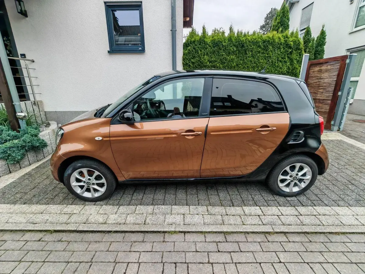 Gebraucht Smart ForFour Passion 71 PS (52 kW) 2016 Braun Kleinwagen