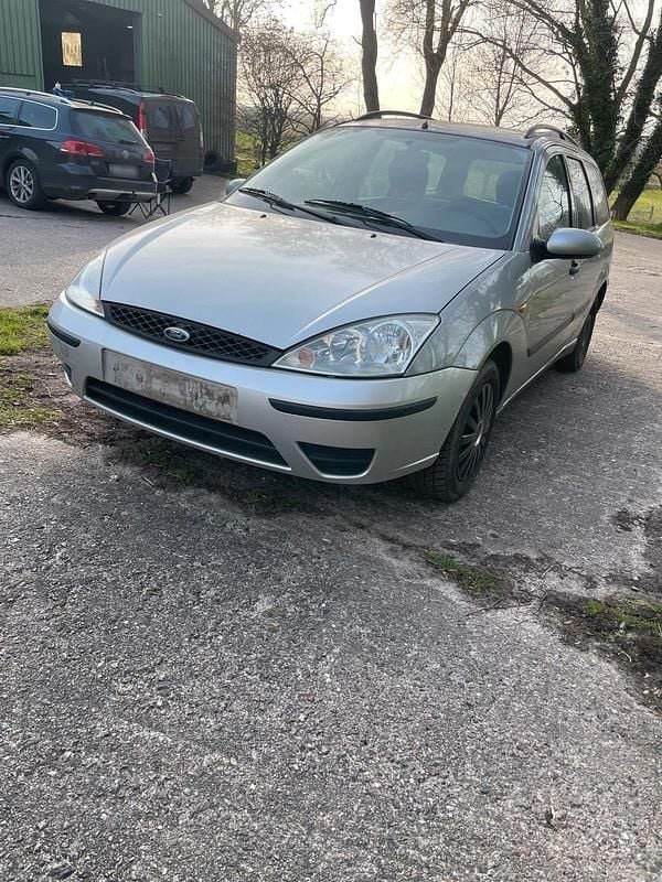 Gebraucht Ford Focus 101 PS (74 kW) 2003 Silber Kombi