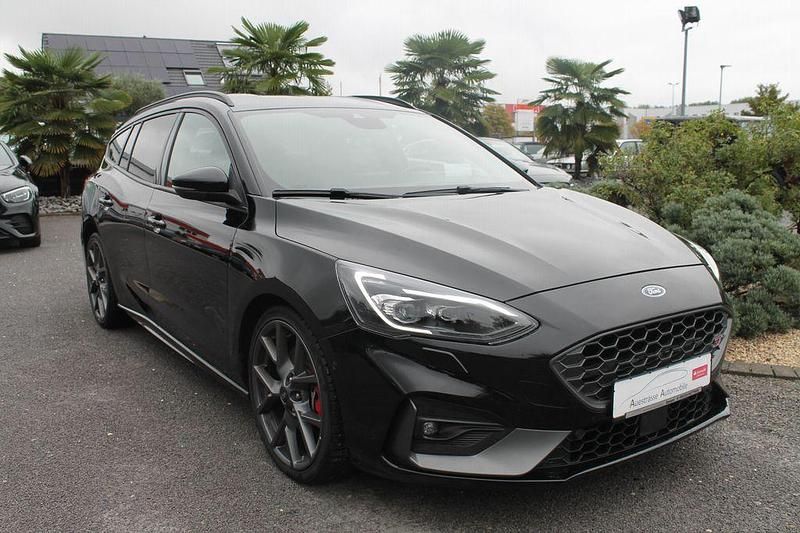 Schwarz Gebraucht 2019 Ford Focus ST Kombi | 21.490 € (Fairer Preis) - Bild 1/4