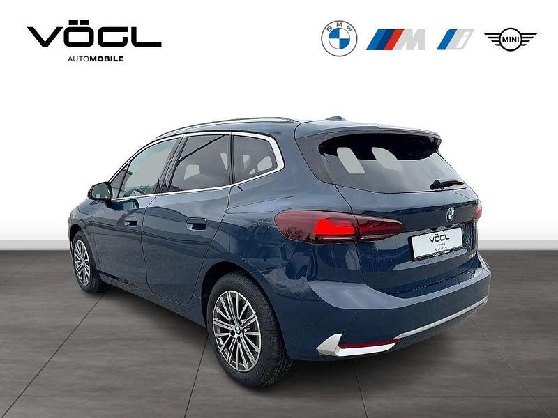 Neu BMW 218 Active Tourer Efficient Dynamics 136 PS (100 kW) 2025 Night dusk blue Van / Kleinbus