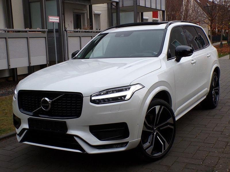 Crystal white Gebraucht 2021 Volvo XC90 R-Design SUV | 45.840 € (Etwas zu teuer) - Bild 1/4