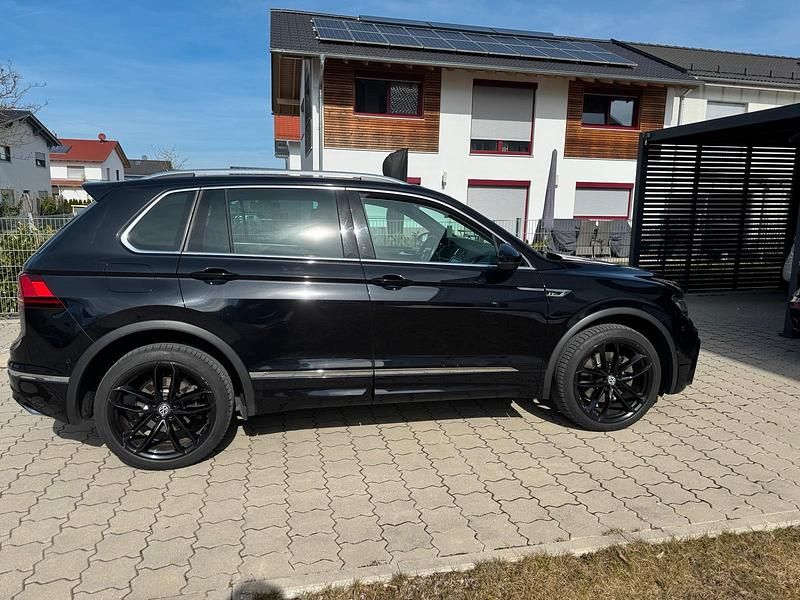 Gebraucht VW Tiguan 239 PS (175 kW) 2017 Schwarz SUV
