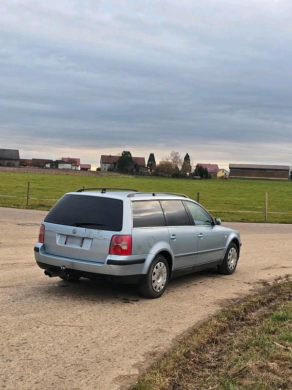 Usata VW Passat 230 CV (169 kW) 2003 Station wagon