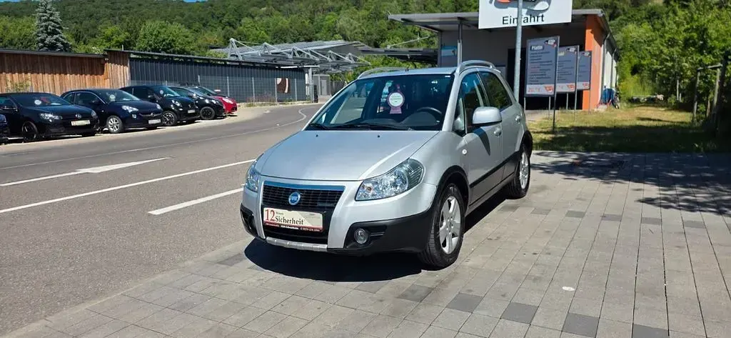 Gebraucht Fiat Sedici Emotion 120 PS (88 kW) 2008 Silber SUV
