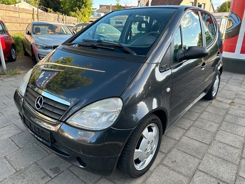 Grau Gebraucht 1998 Mercedes A160 Avantgarde Limousine | 699 € (Superpreis) - Bild 1/4