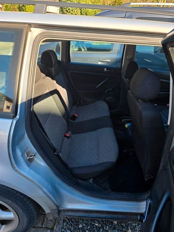 Gebraucht VW Passat 110 PS (80 kW) 1998 Silber Limousine