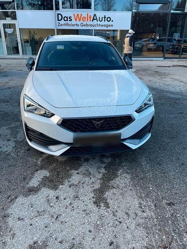 Gebraucht Cupra Leon 204 PS (150 kW) 2022 Weiß Kombi