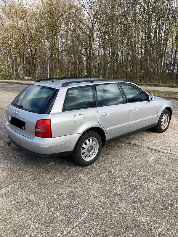 Gebraucht Audi A4 116 PS (85 kW) 2005 Silber Kombi