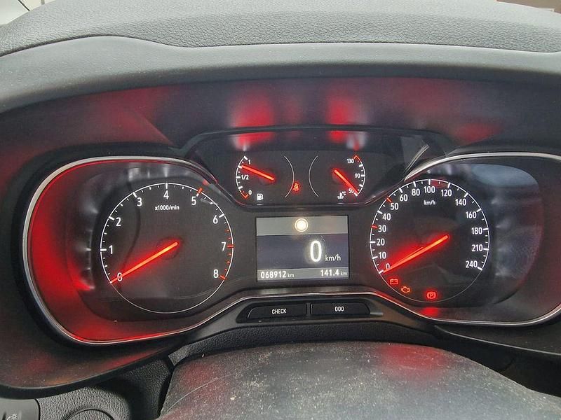 Gebraucht Opel Combo 110 PS (80 kW) 2020 Weiß Van / Kleinbus