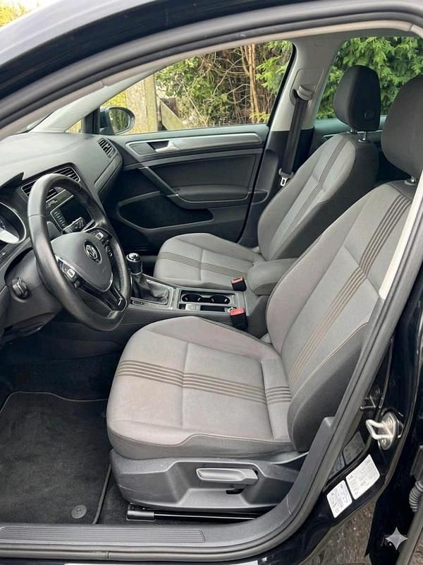 Gebraucht VW Golf VII 110 PS (80 kW) 2016 Schwarz Kleinwagen