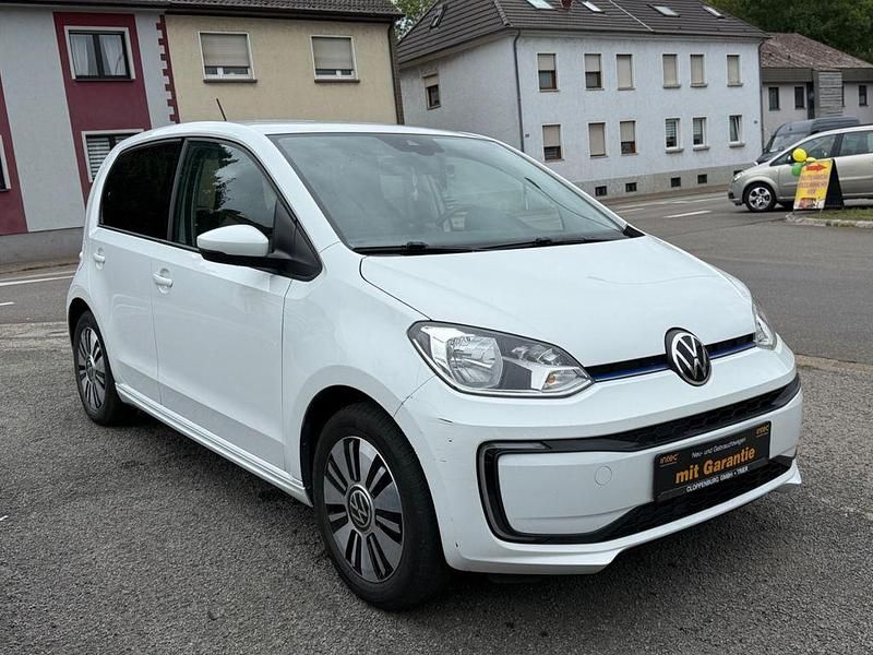 Weiß Gebraucht 2021 VW e-up! Kleinwagen | 11.900 € (Fairer Preis) - Bild 1/4