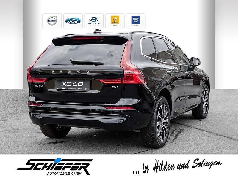Gebraucht Volvo XC60 Core 197 PS (144 kW) 2024 Schwarz SUV