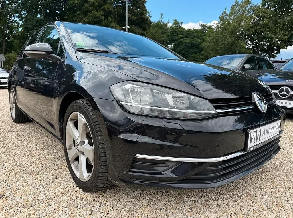 Gebraucht VW Golf VII 116 PS (85 kW) 2018 Schwarz Limousine