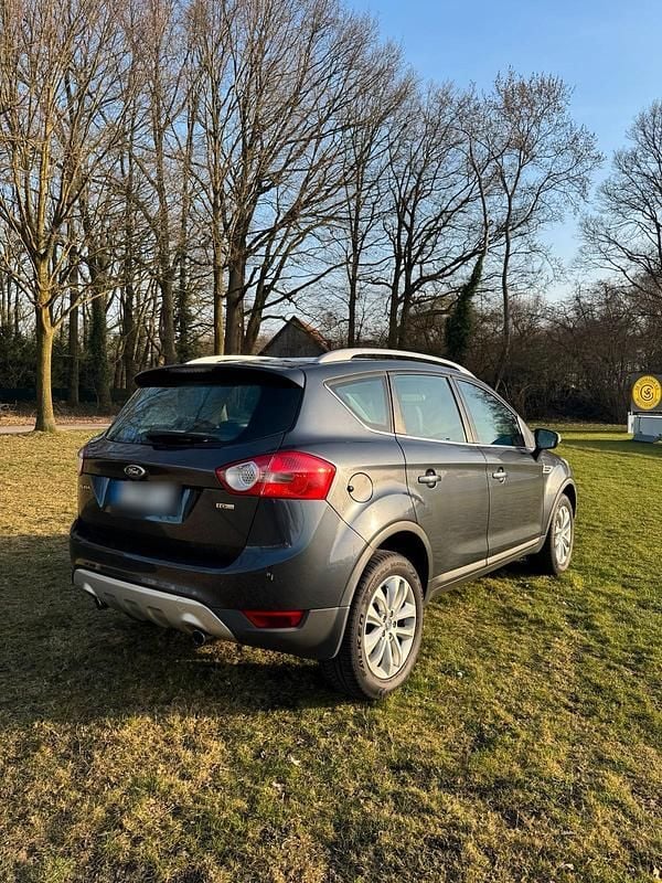 Gebraucht Ford Kuga 136 PS (100 kW) 2010 Blau SUV