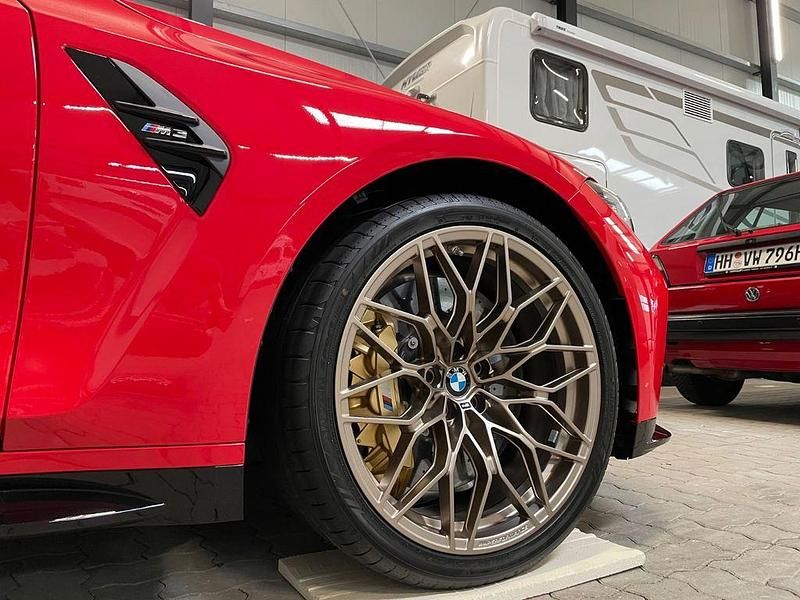 Rot Gebraucht 2023 BMW M3 Performance Limousine | 85.400 € (Fairer Preis) - Bild 1/4