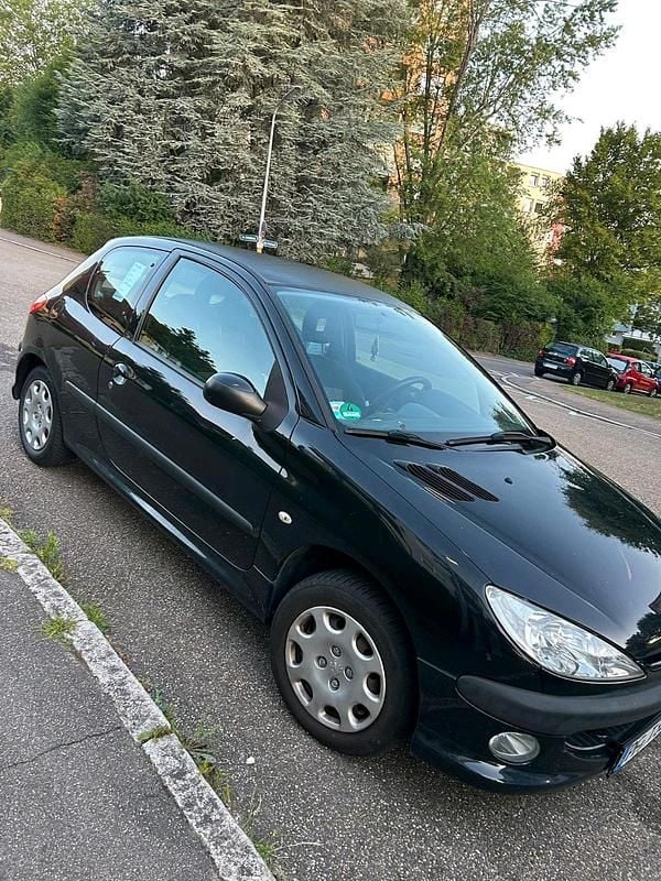 Schwarz Gebraucht 2009 Peugeot 206 Kleinwagen | 1.500 € (Fairer Preis) - Bild 1/4