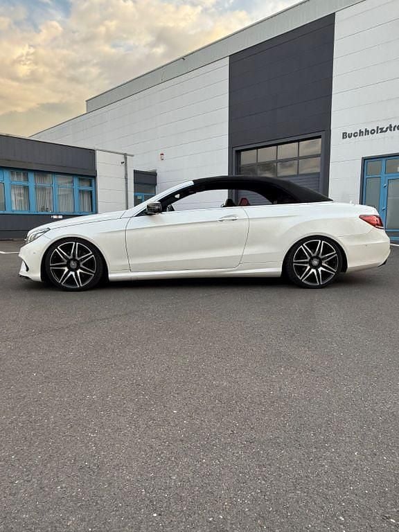 Weiß Gebraucht 2016 Mercedes E400 AMG Cabrio | 29.999 € (Guter Preis) - Bild 1/4