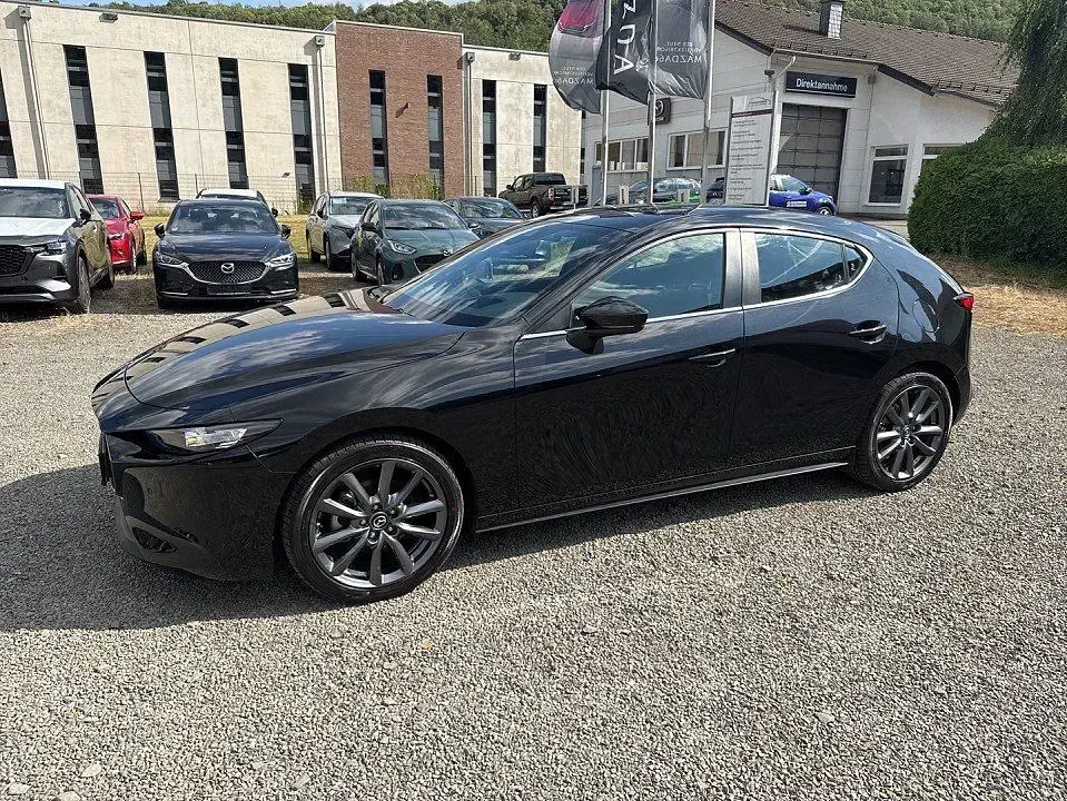 Gebraucht Mazda 3 Selection 150 PS (110 kW) 2023 Schwarz Limousine