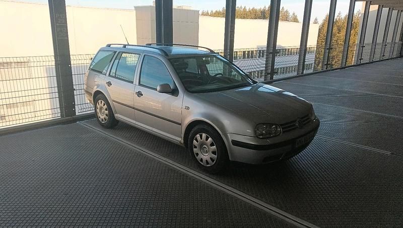 Gebraucht VW Golf IV 75 PS (55 kW) 2000 Silber Kombi