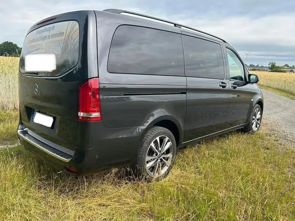 Gebraucht Mercedes Vito 241 PS (177 kW) 2022 Grau Van