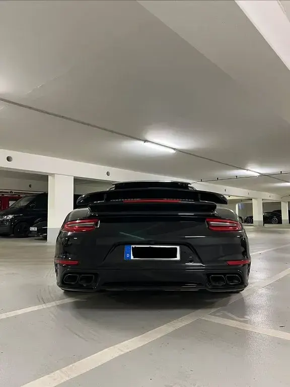 Begagnad Porsche 991 581 HK (427 kW) 2016 Svart Sportkupé